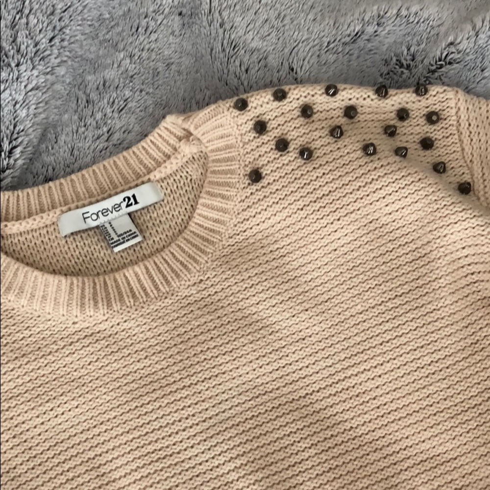 Studded sweater - Picture 3 of 4